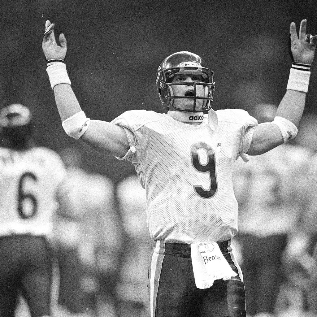 Chicago Bears quarterback Jim McMahon