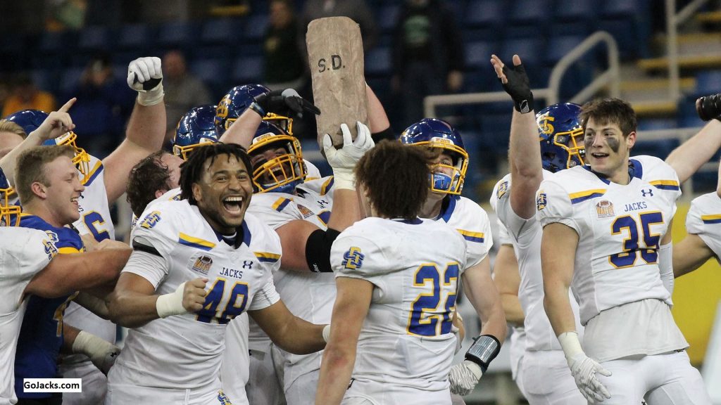 South Dakota State, Four Players Earn Stats Perform FCS Week 10 National Awards
