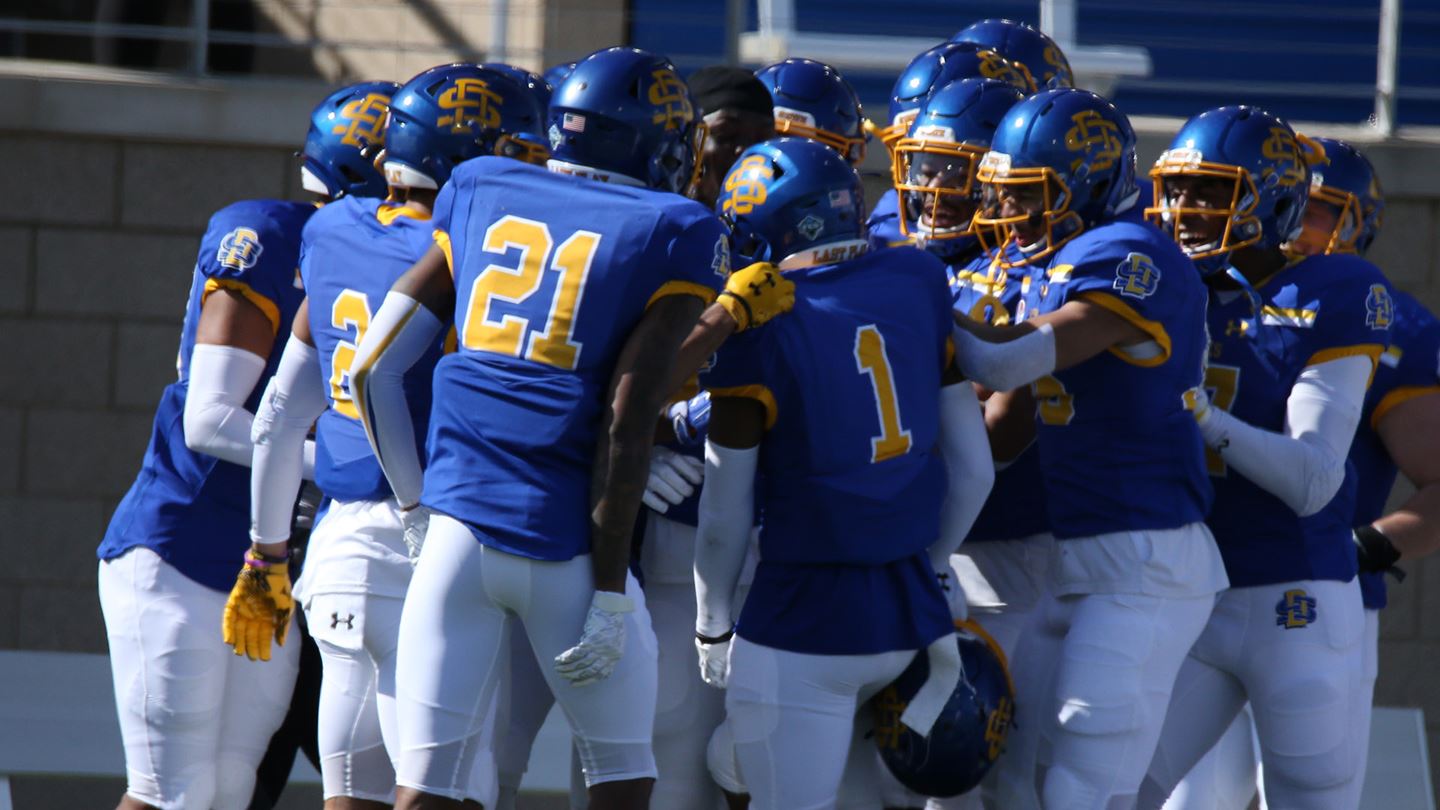 FCS Semifinal-Round Playoff Preview: Delaware at South Dakota State