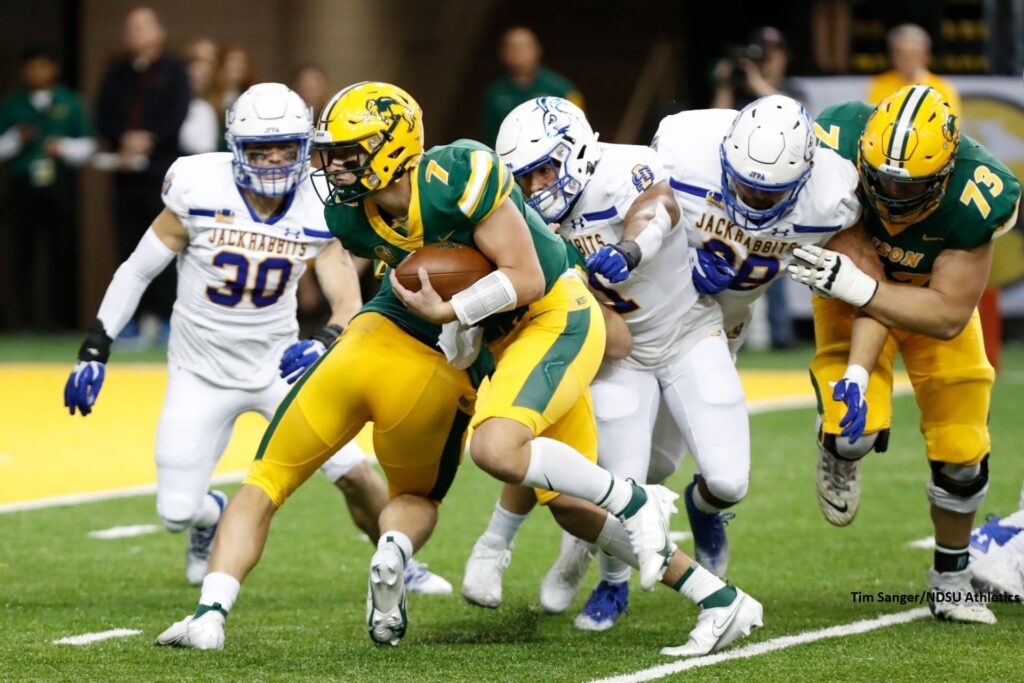 South Dakota State the Favorite as Defending FCS Champion Bison Rally Around Rare Underdog Role