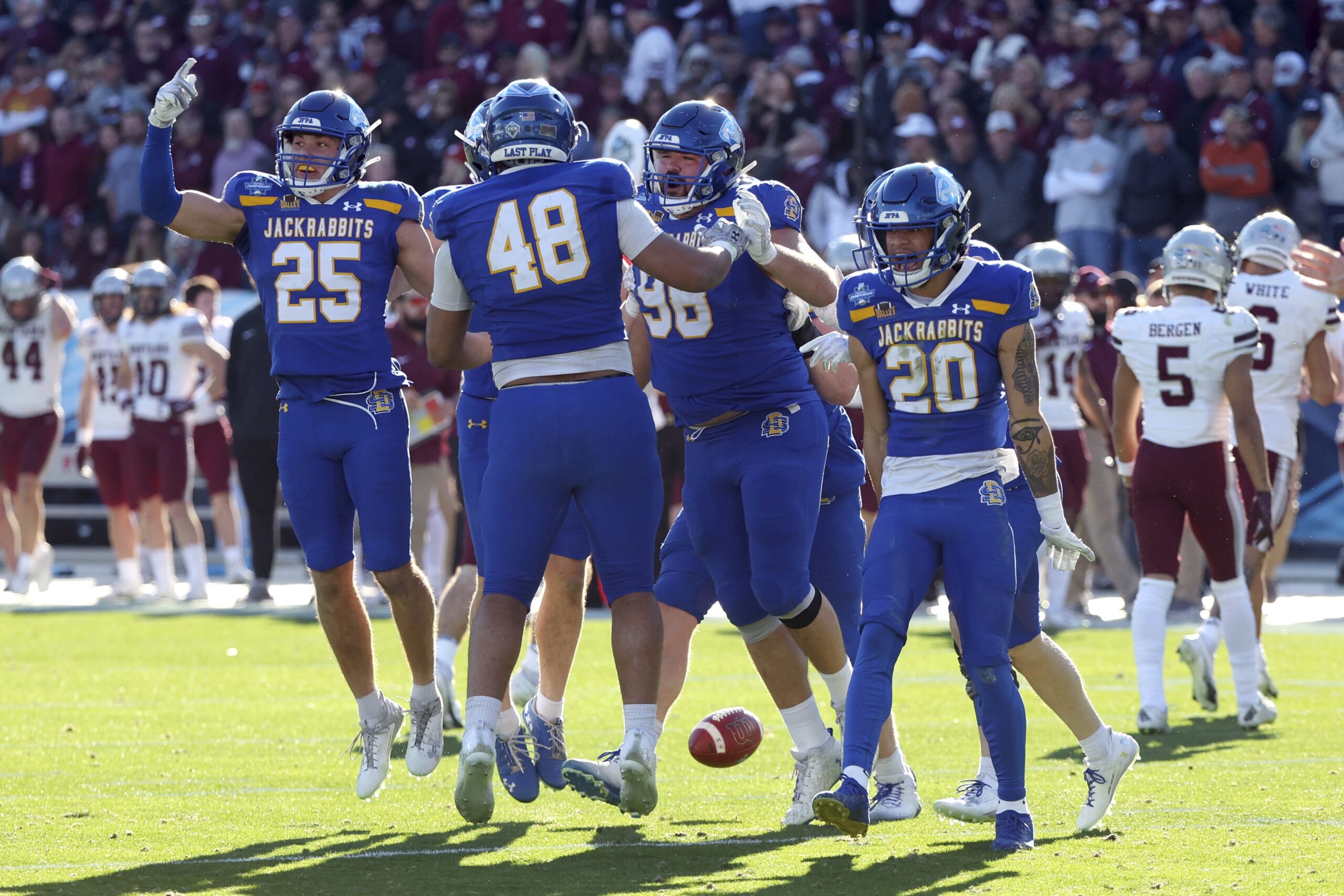 No. 1 From Wire-to-Wire: Jackrabbits Finish Atop the Final Stats Perform FCS Top 25 Poll