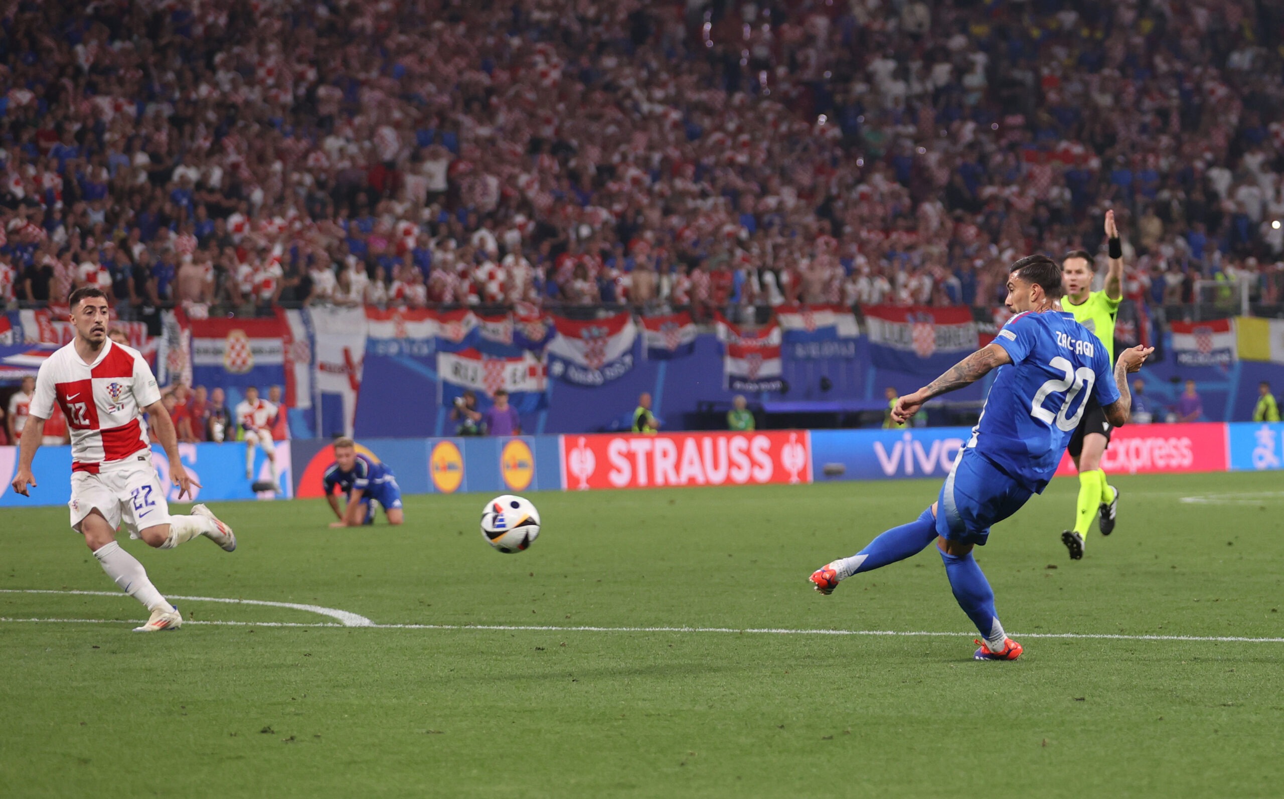 Croatia 1-1 Italy Stats: Late, Late Show Sends Italy Through to the Last 16