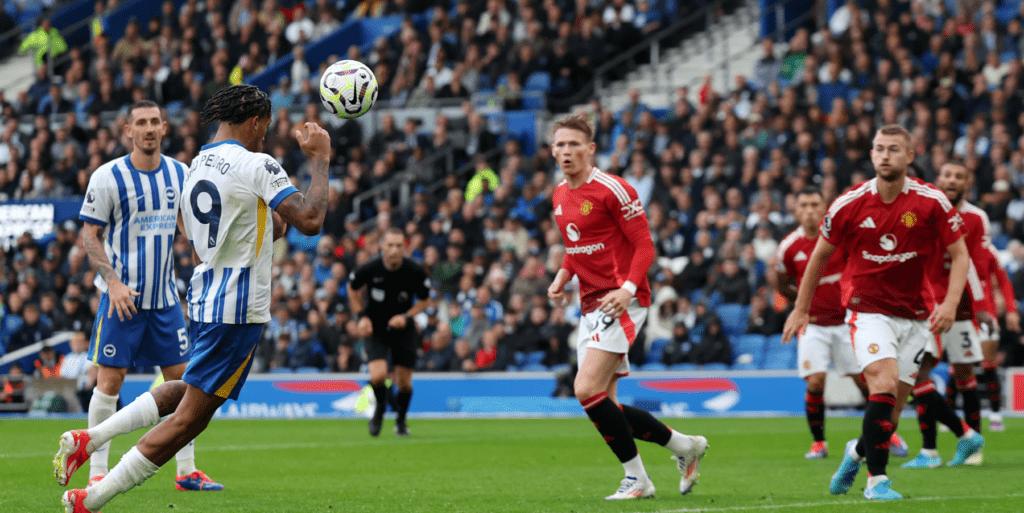 Brighton 2-1 Manchester United Stats: Late Pedro Header Sees Seagulls Soar